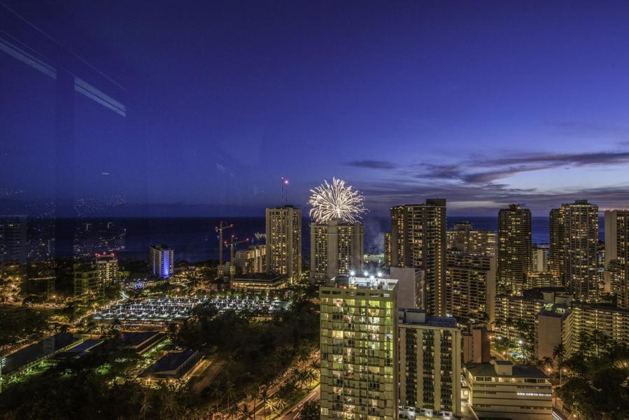 Hawaiian Monarch Penthouse 401 By Hawaii Ocean Club Apartment Хонолулу Екстериор снимка